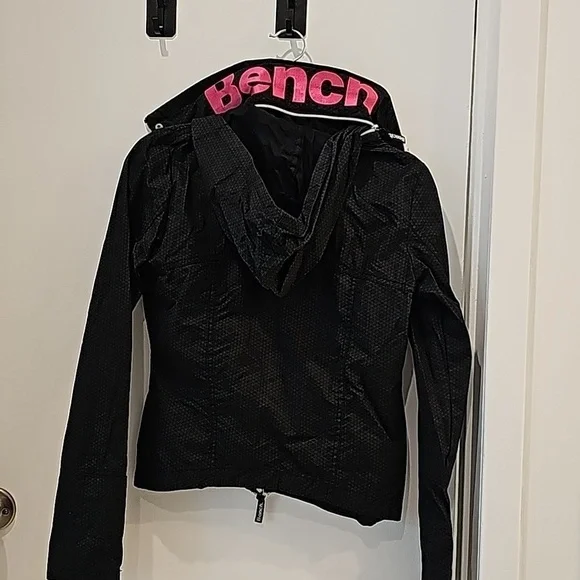 Spring hooded Jacket - Picture 2 of 8